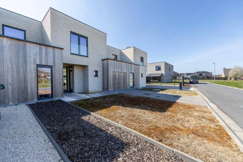 Huis te koop in Wakken 8720 357860.00€ 3 slaapkamers 173.00m² - Zoekertje 364081