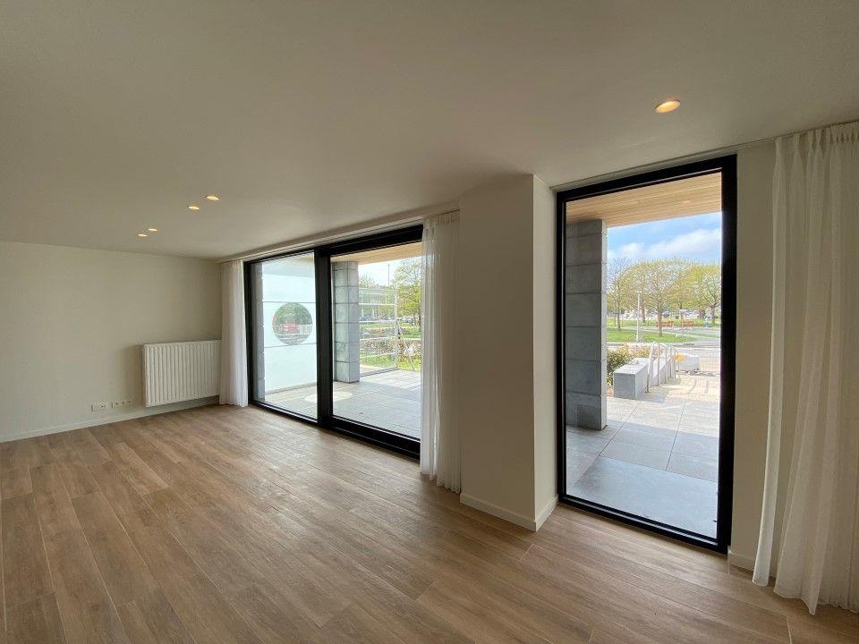 Studio te  huur in Oostende 8400 875.00€  slaapkamers 75.00m² - Zoekertje 364804