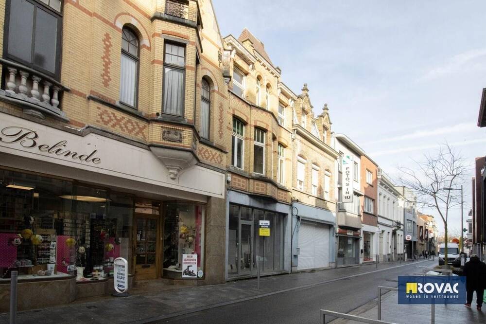 Handelszaak te  koop in Izegem 8870 135000.00€  slaapkamers m² - Zoekertje 366350