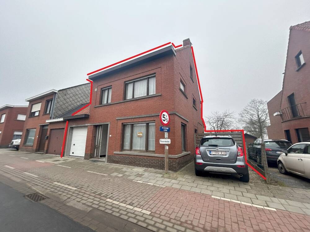 Huis te koop in Moorslede 8890 198000.00€ 5 slaapkamers 180.00m² - Zoekertje 366959