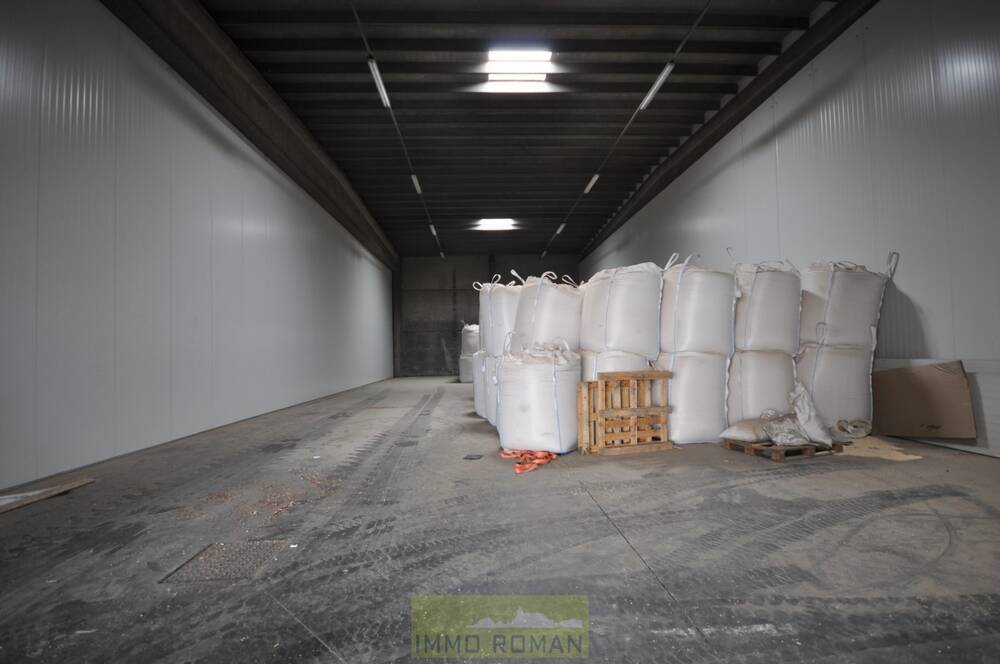 Handelszaak te  huur in Avelgem 8580 1050.00€  slaapkamers 350.00m² - Zoekertje 369029