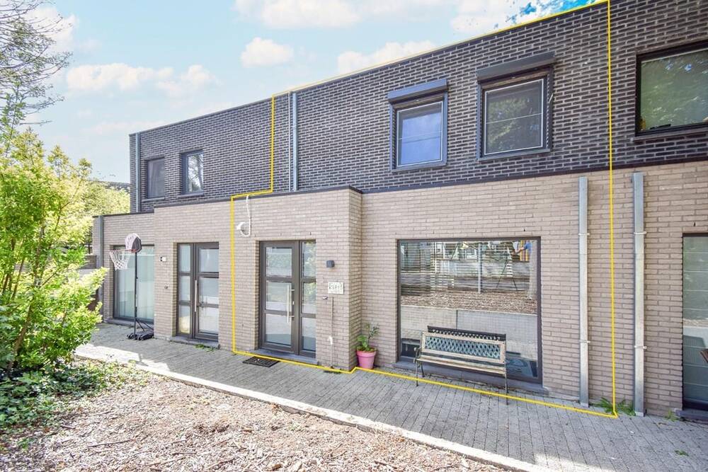 Huis te  huur in Gistel 8470 1075.00€ 3 slaapkamers 118.00m² - Zoekertje 369553