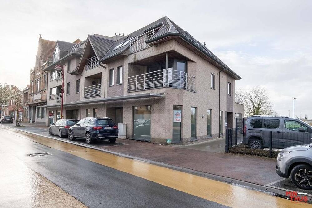Handelszaak te  huur in Zonnebeke 8980 1750.00€  slaapkamers m² - Zoekertje 370940