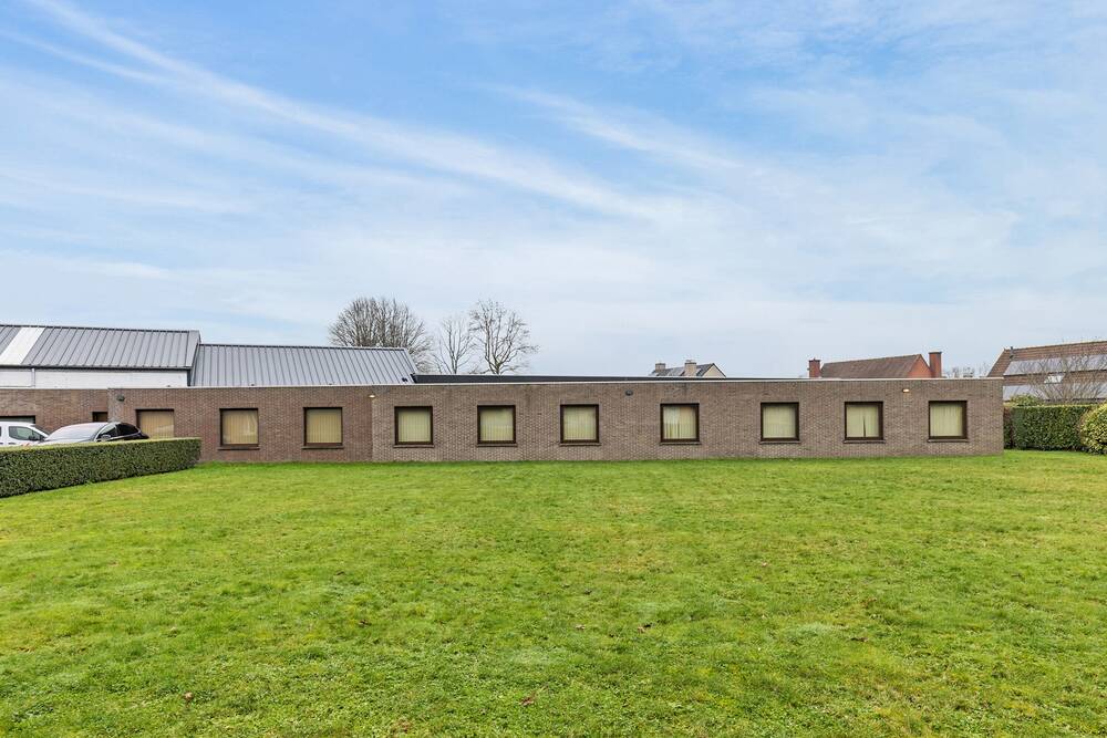 Handelszaak te koop in Bissegem 8501 2200000.00€ slaapkamers 3264.00m² - Zoekertje 370917