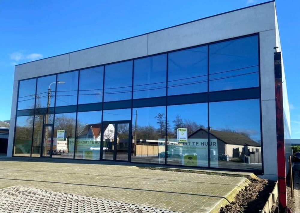 Handelszaak te huur in Tielt 8700 0.00€ slaapkamers m² - Zoekertje 370735