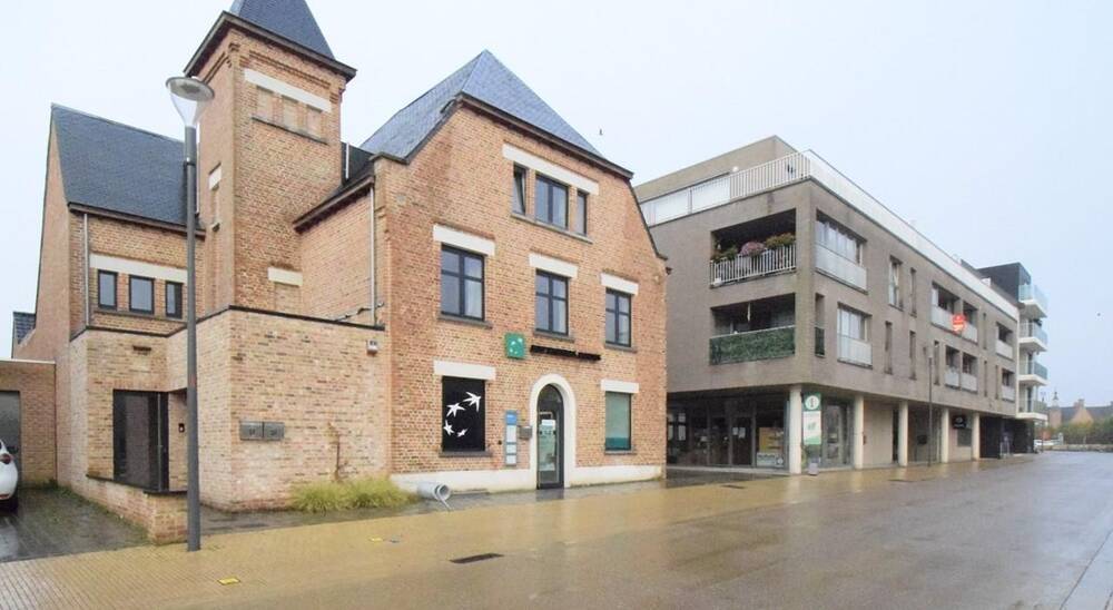 Handelszaak te  huur in Houthulst 8650 950.00€  slaapkamers m² - Zoekertje 370346