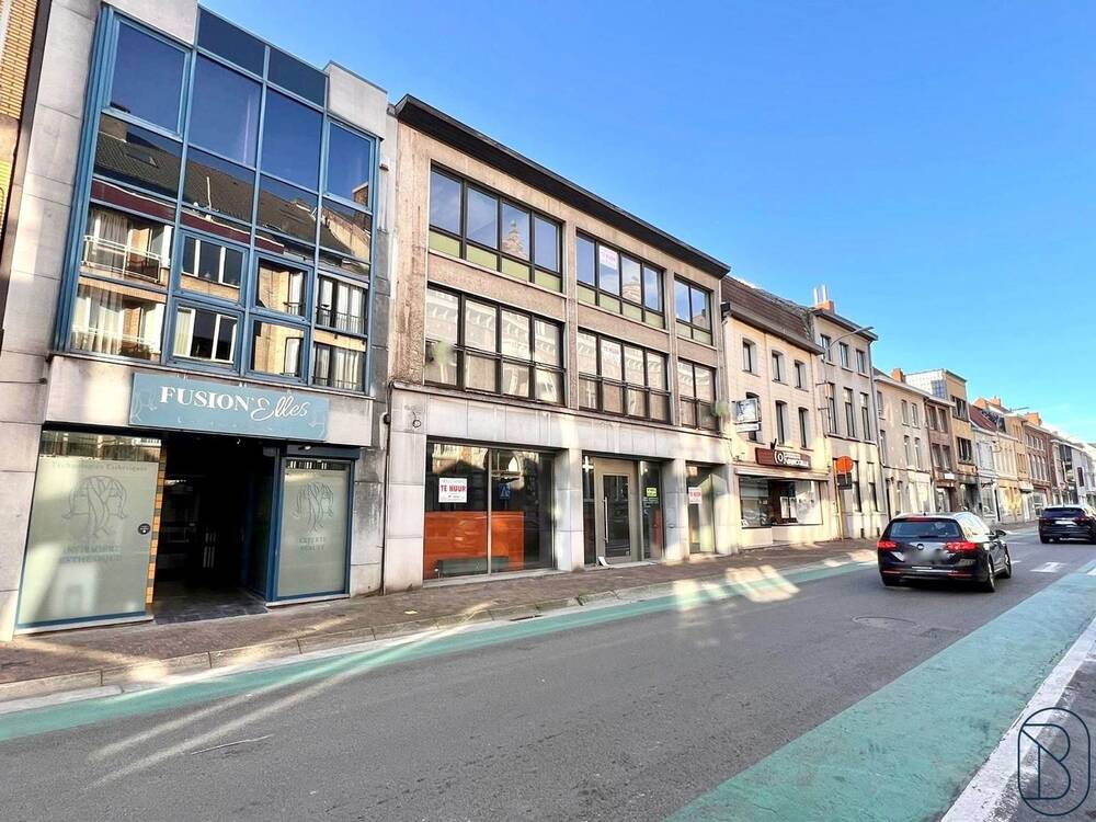Handelszaak te koop in Menen 8930 449000.00€ slaapkamers 579.00m² - Zoekertje 370798