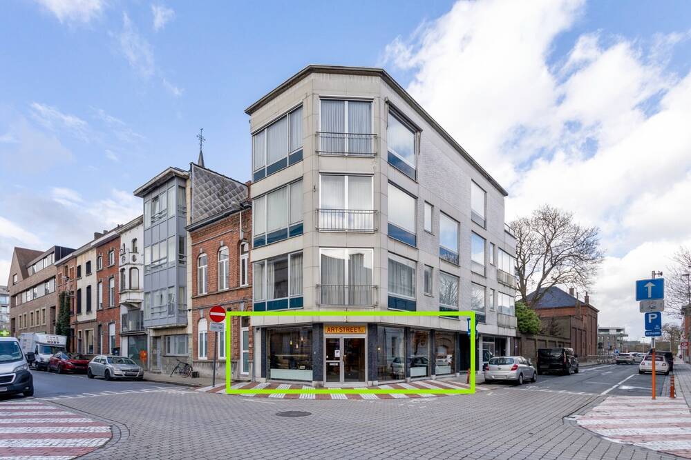 Handelszaak te  koop in Roeselare 8800 109000.00€  slaapkamers 55.00m² - Zoekertje 371548