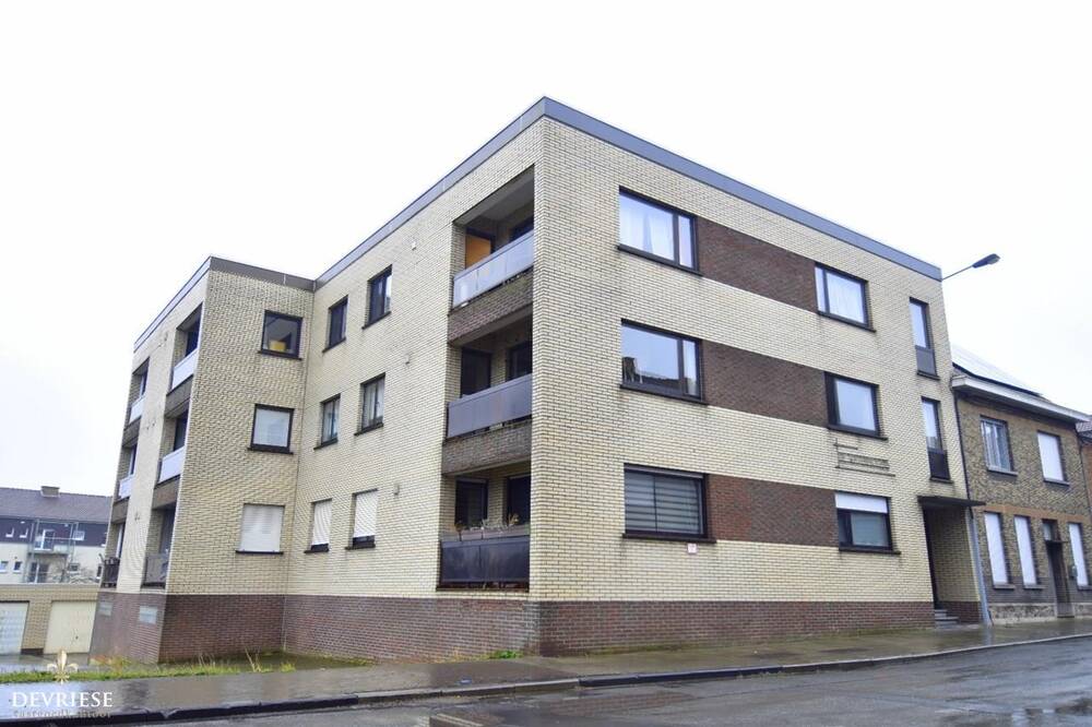 Appartement te  koop in Harelbeke 8530 148000.00€ 1 slaapkamers 69.00m² - Zoekertje 372476