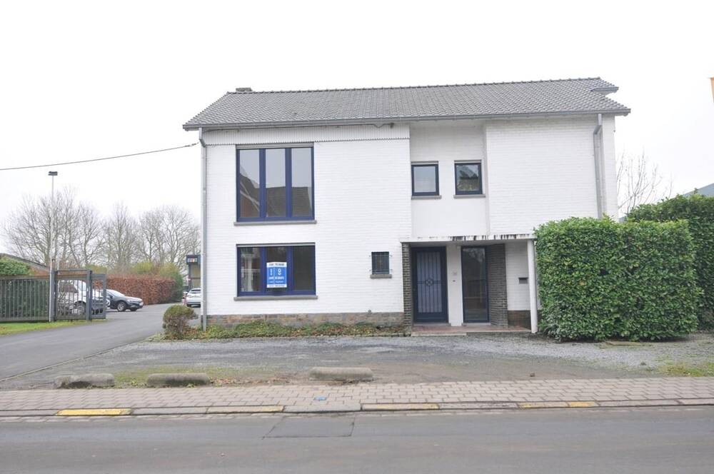 Huis te  huur in Deerlijk 8540 880.00€ 3 slaapkamers m² - Zoekertje 373982