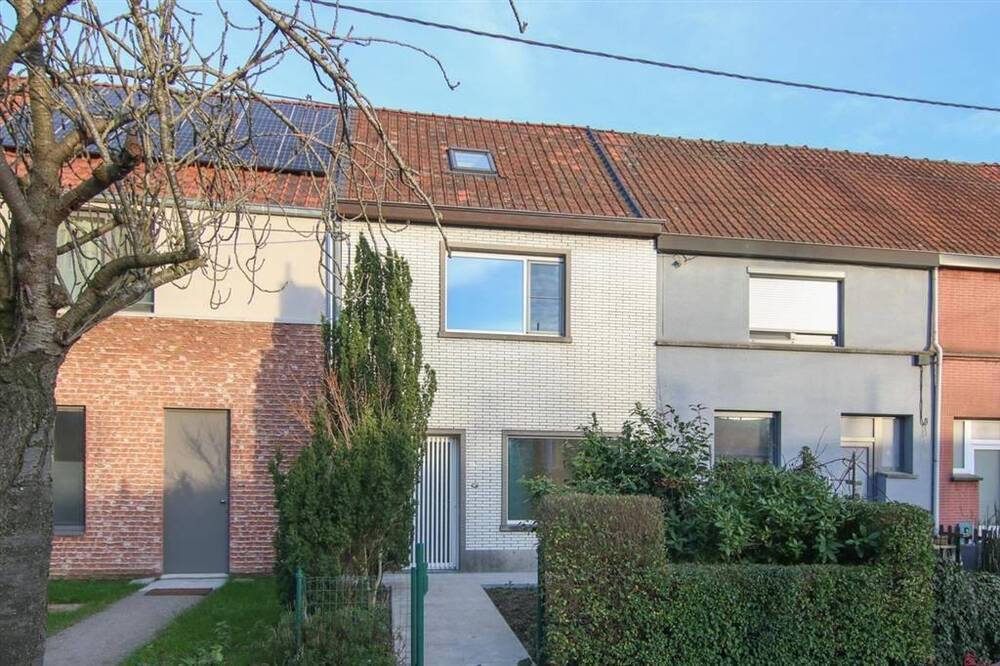Huis te  huur in Kortrijk 8500 975.00€ 2 slaapkamers 116.00m² - Zoekertje 374560