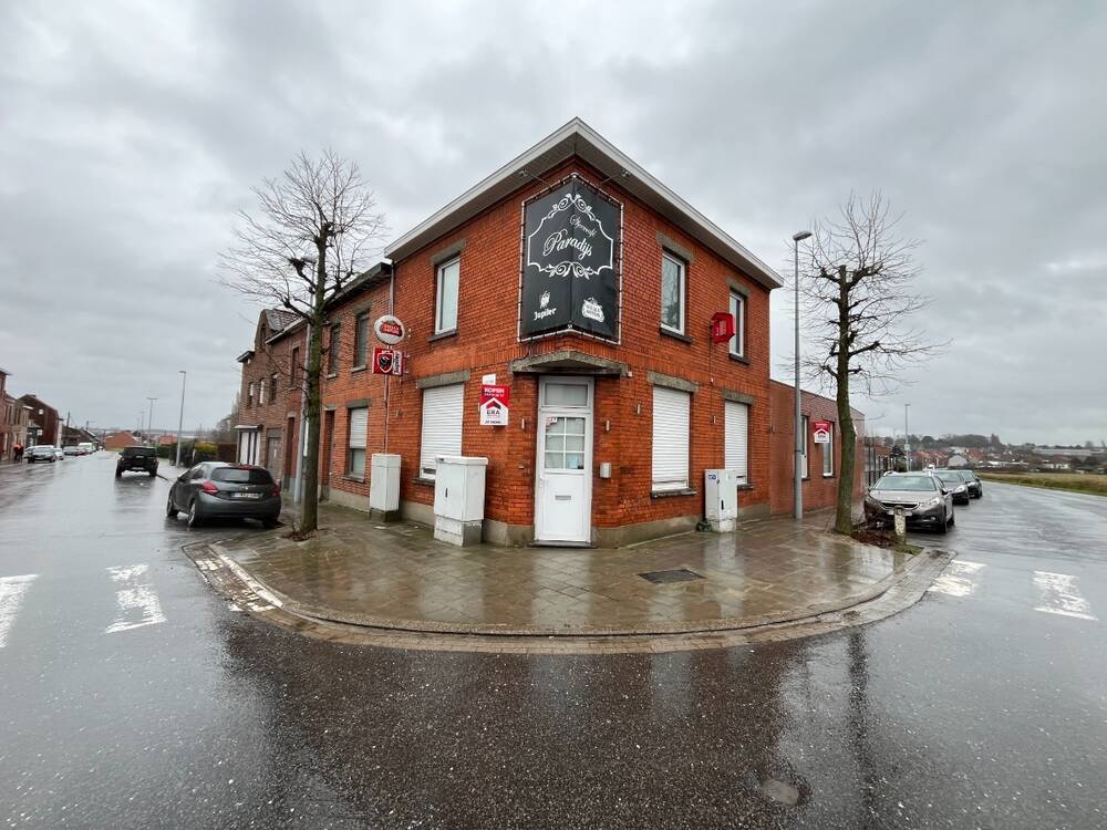 Handelszaak te koop in Menen 8930 255000.00€ 2 slaapkamers 208.00m² - Zoekertje 374500