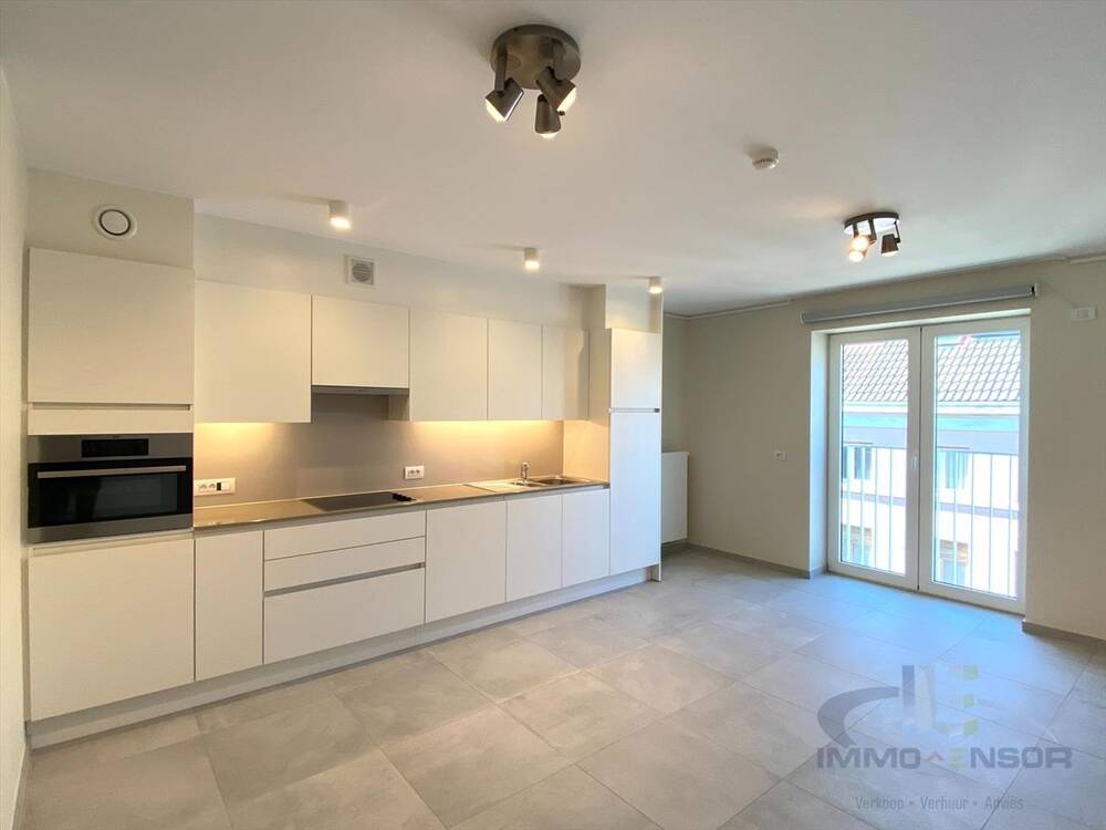Huis te  huur in Oostende 8400 43.00€ 1 slaapkamers 54.00m² - Zoekertje 376291