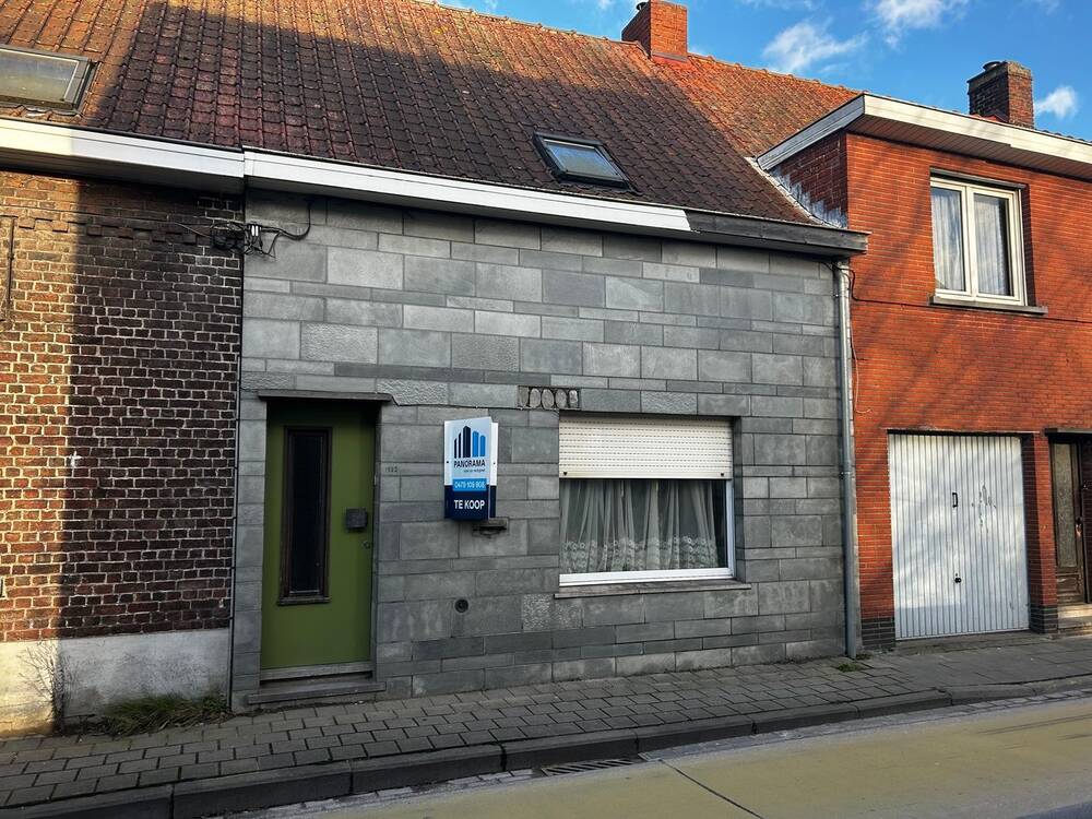 Huis te  koop in Ingelmunster 8770 109000.00€ 4 slaapkamers 146.00m² - Zoekertje 376181