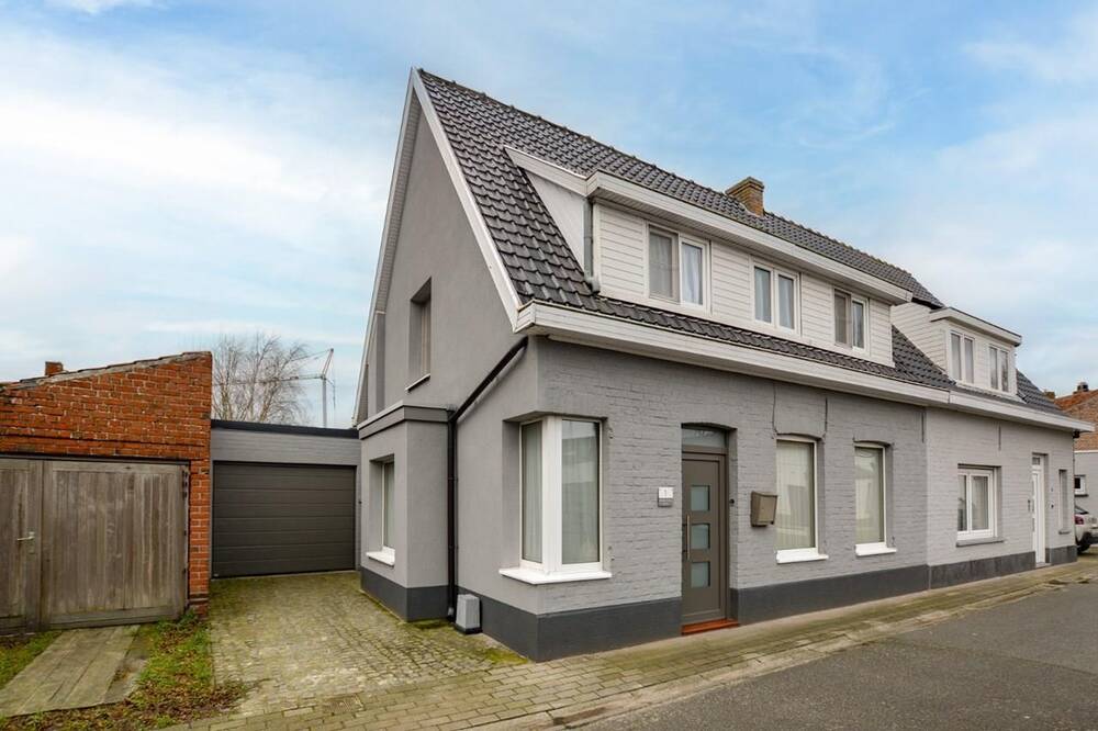 Huis te koop in Jabbeke 8490 259000.00€ 3 slaapkamers m² - Zoekertje 378529