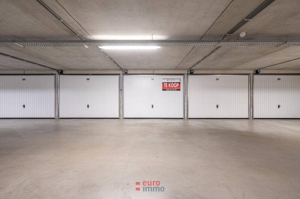 Box te koop in Nieuwpoort 8620 65000.00€ slaapkamers m² - Zoekertje 379437