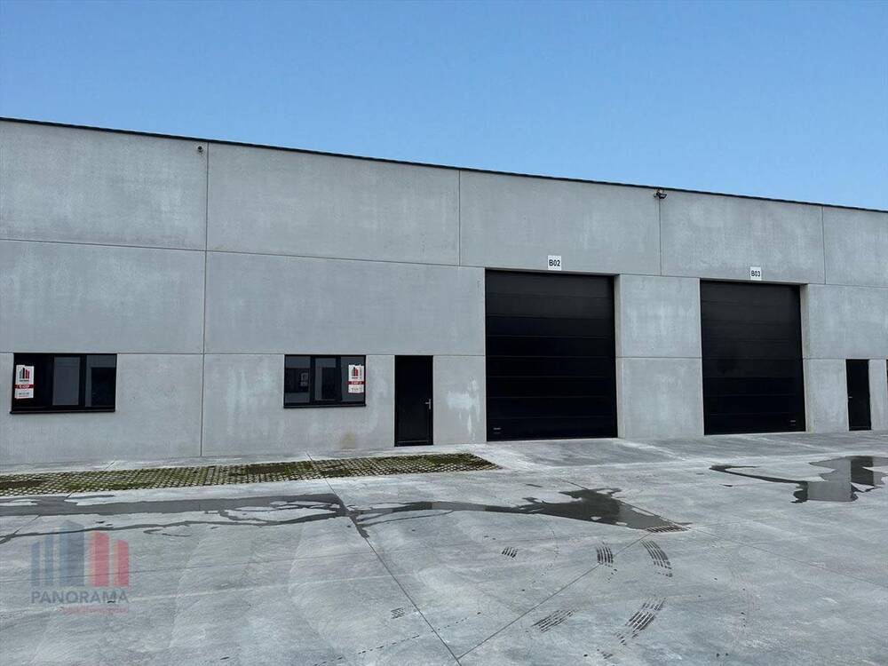 Handelszaak te  koop in Waregem 8790 315000.00€  slaapkamers 220.00m² - Zoekertje 379690