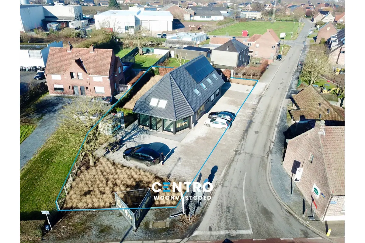 Huis te  koop in Waregem 8790 0.00€ 10 slaapkamers 348.00m² - Zoekertje 384518