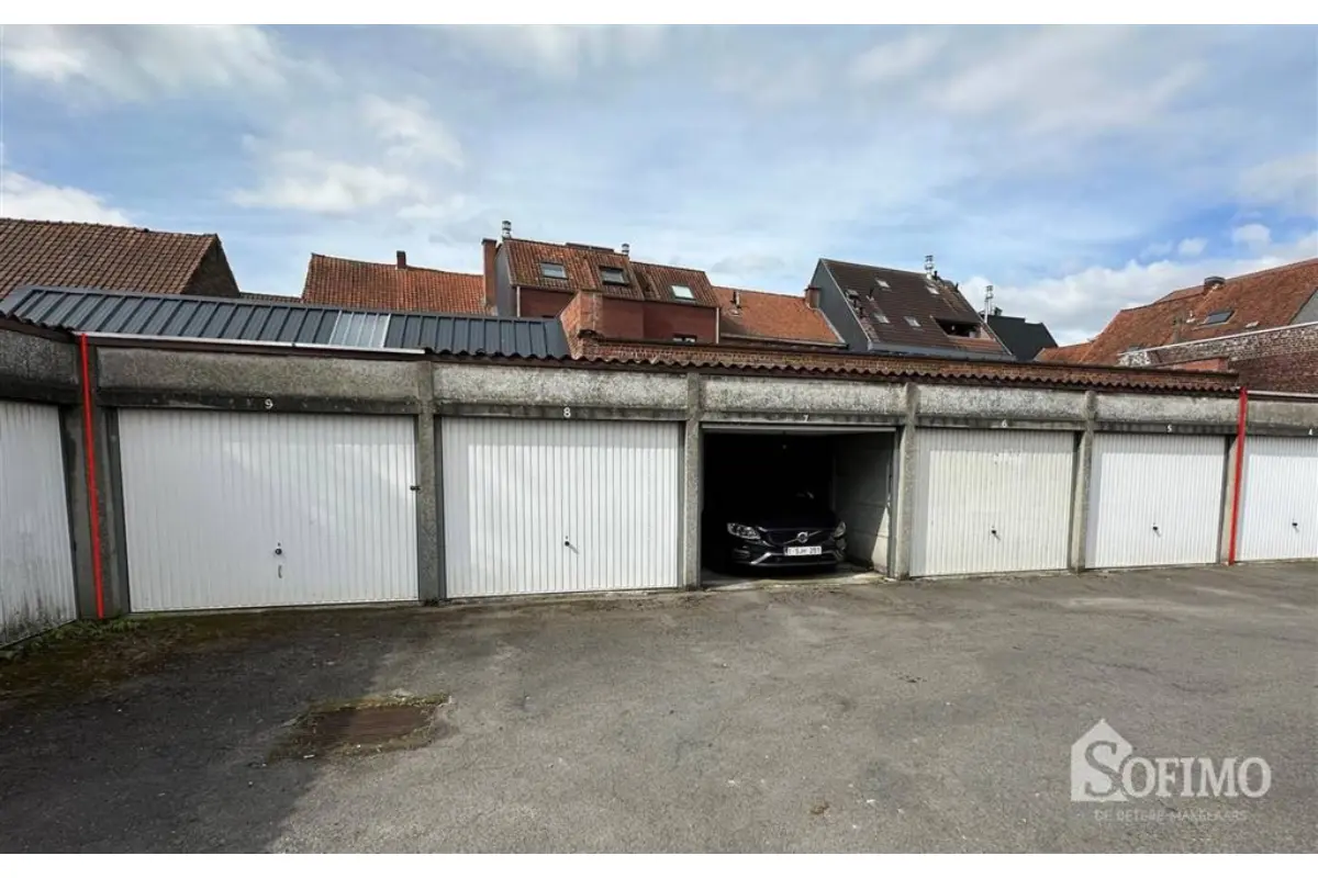 Box te  koop in Roeselare 8800 24000.00€  slaapkamers m² - Zoekertje 384306