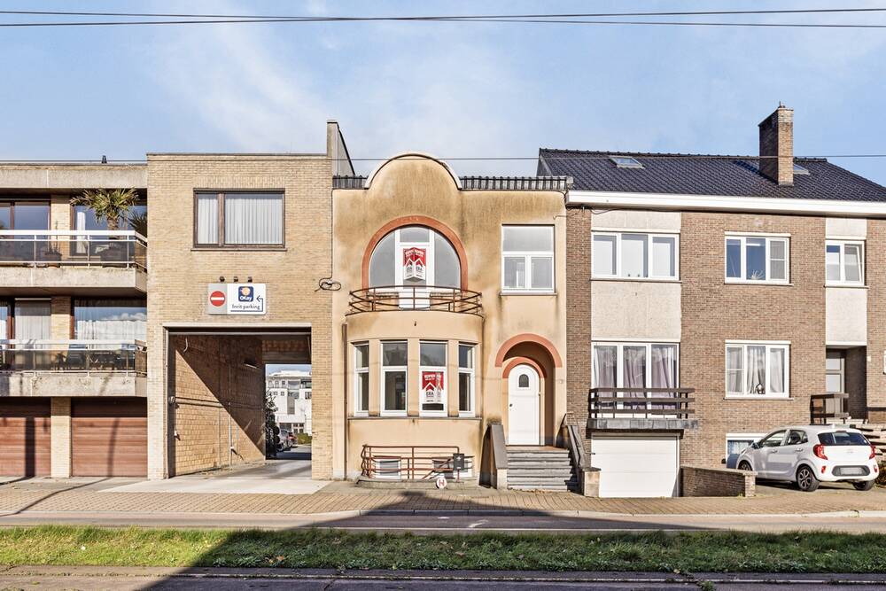 Huis te  koop in De Panne 8660 208000.00€ 2 slaapkamers 195.00m² - Zoekertje 520391