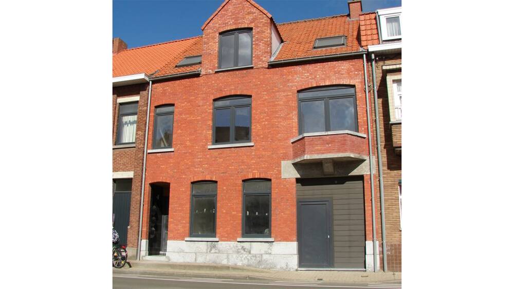 Appartementsgebouw te koop in Tielt 8700 445000.00€ 5 slaapkamers 255.00m² - Zoekertje 384935
