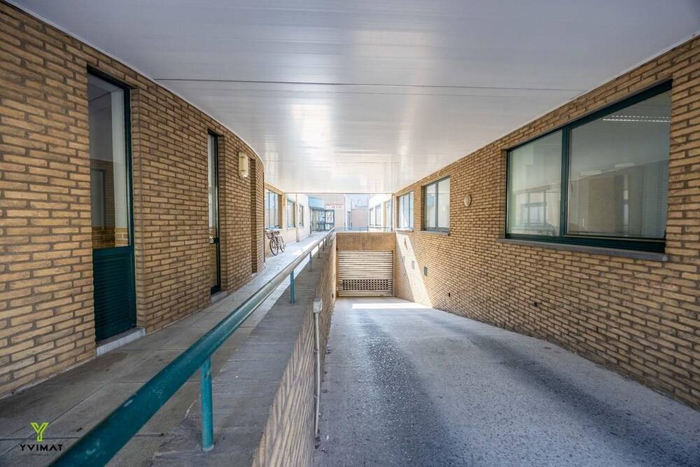 Parking & garage te huur in Zwevegem 8550 60.00€ slaapkamers m² - Zoekertje 387561