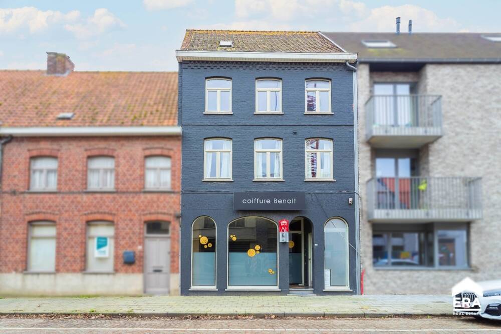 Handelszaak te  huur in Vlamertinge 8908 0.00€ 0 slaapkamers 106.00m² - Zoekertje 387151