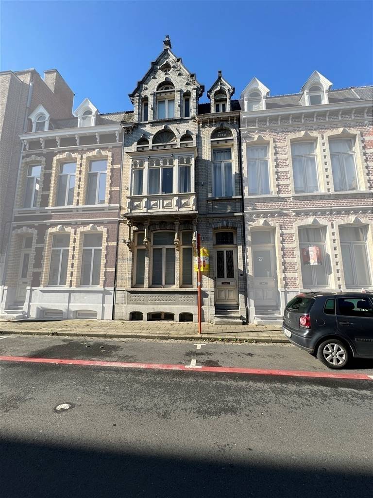 Herenhuis te  koop in Roeselare 8800 379000.00€ 3 slaapkamers 152.00m² - Zoekertje 388388