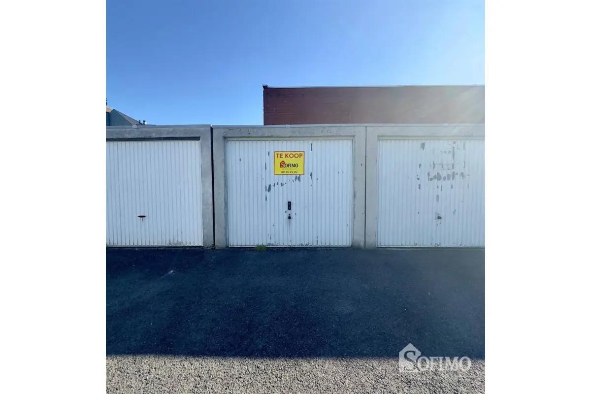 Box te  koop in Roeselare 8800 20000.00€  slaapkamers m² - Zoekertje 389278