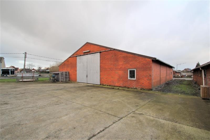 Handelszaak te  huur in Lichtervelde 8810 760.00€  slaapkamers 340.00m² - Zoekertje 391489