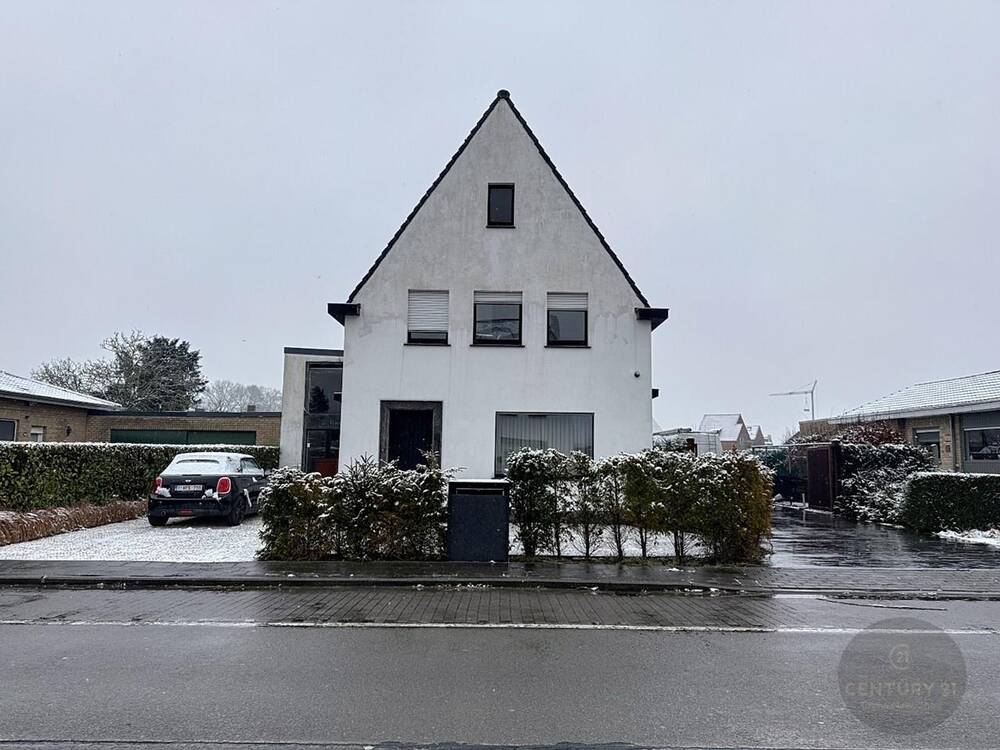 Huis te  koop in Damme 8340 635000.00€ 3 slaapkamers 310.00m² - Zoekertje 392013