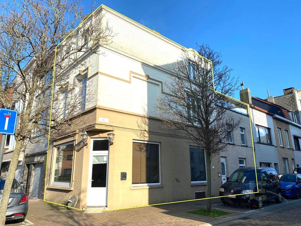 Handelszaak te koop in Oostende 8400 295000.00€ 3 slaapkamers 220.00m² - Zoekertje 393752
