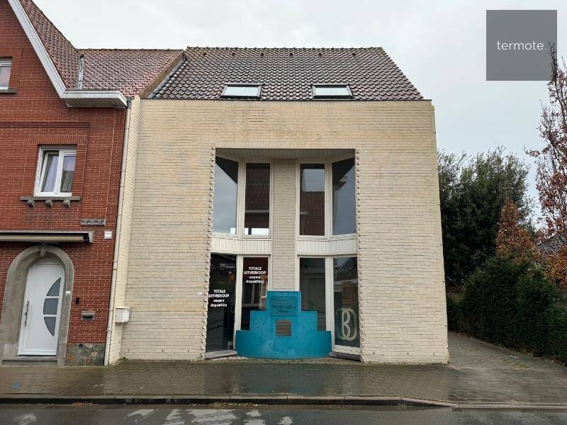 Huis te koop in Desselgem 8792 395000.00€ slaapkamers 332.00m² - Zoekertje 394122