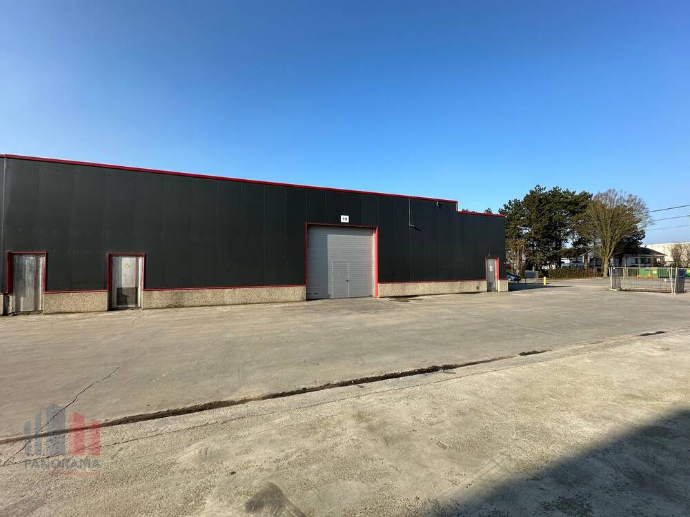 Handelszaak te  huur in Vichte 8570 2975.00€  slaapkamers 1240.00m² - Zoekertje 395501
