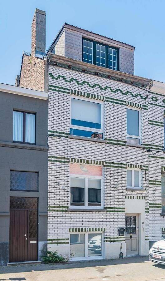 Appartementsgebouw te koop in Oostende 8400 585000.00€ 6 slaapkamers 290.00m² - Zoekertje 395842
