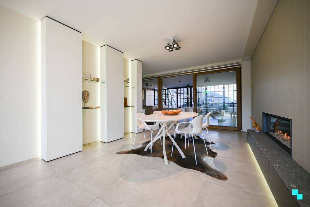 Handelszaak te koop in Izegem 8870 379000.00€ 2 slaapkamers 171.00m² - Zoekertje 395781