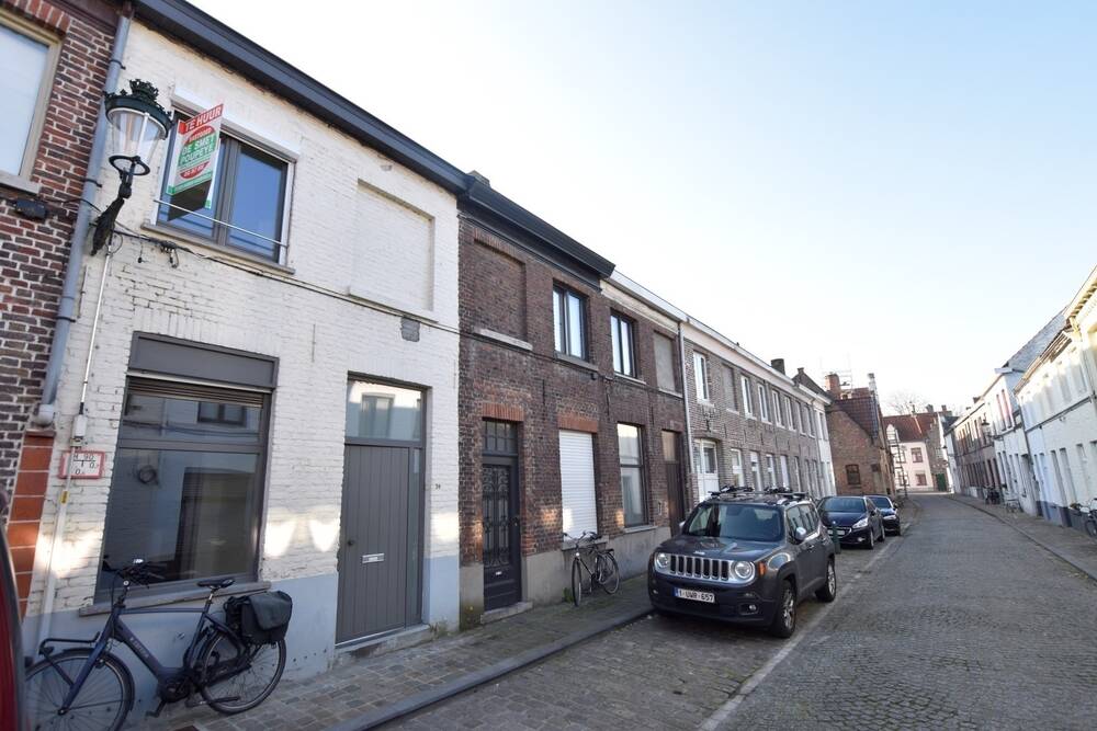 Huis te  huur in Brugge 8000 850.00€ 2 slaapkamers 75.00m² - Zoekertje 396897
