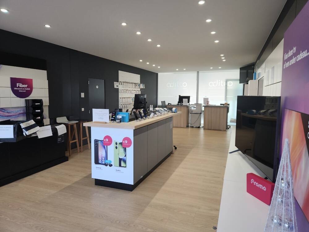 Handelszaak te  huur in Izegem 8870 1200.00€ 0 slaapkamers 100.00m² - Zoekertje 397673