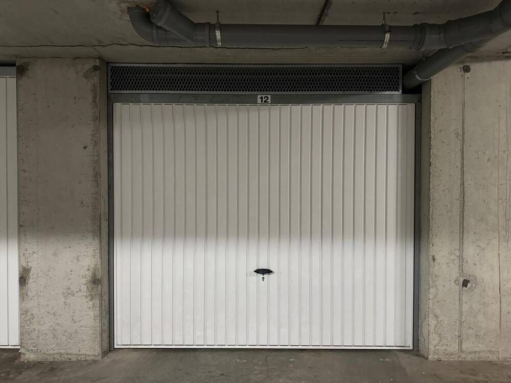 Parking & garage te  koop in Veurne 8630 29500.00€  slaapkamers m² - Zoekertje 398613