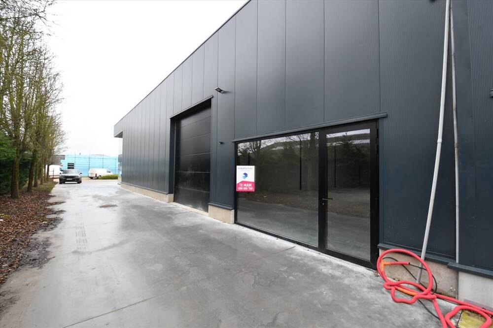 Handelszaak te huur in Zedelgem 8210 1150.00€ slaapkamers m² - Zoekertje 398626