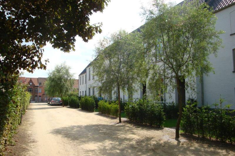Huis te  huur in Assebroek 8310 1195.00€ 3 slaapkamers 134.00m² - Zoekertje 398636