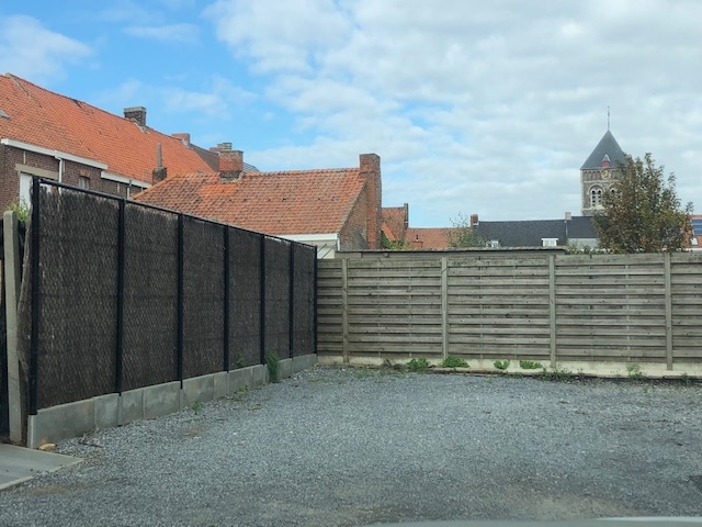 Parking & garage te  huur in Geluwe 8940 15.00€  slaapkamers m² - Zoekertje 400104