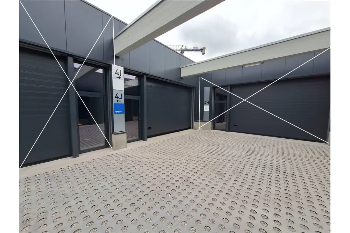 Handelszaak te  huur in Deerlijk 8540 750.00€  slaapkamers m² - Zoekertje 399683