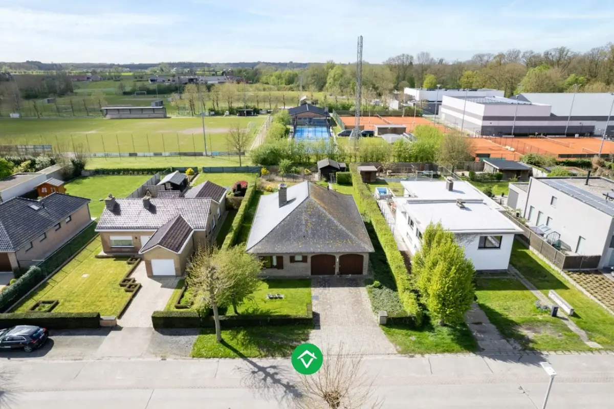 Huis te  koop in Koekelare 8680 325000.00€ 3 slaapkamers 199.00m² - Zoekertje 401805