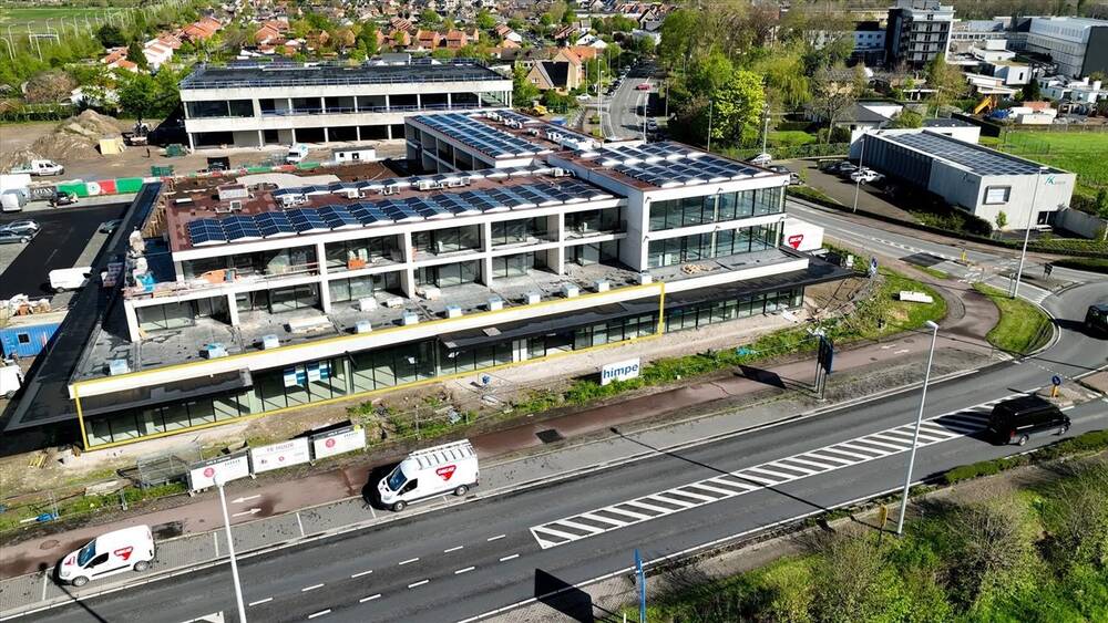 Handelszaak te huur in Veurne 8630 4610.00€ slaapkamers m² - Zoekertje 402113