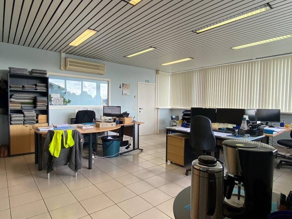 Handelszaak te huur in Meulebeke 8760 500.00€ slaapkamers m² - Zoekertje 402257