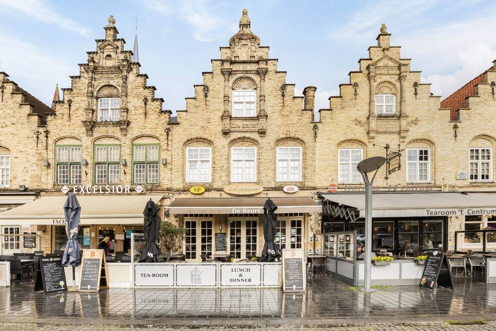 Handelszaak te koop in Veurne 8630 155000.00€ 2 slaapkamers 310.00m² - Zoekertje 402023