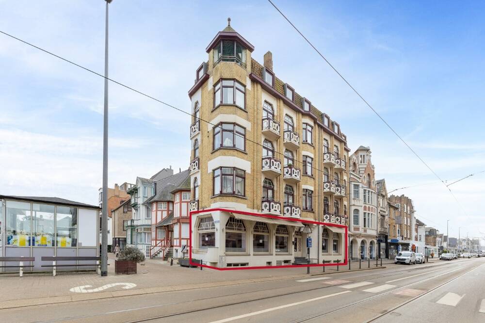 Handelszaak te  koop in De Panne 8660 325000.00€ 0 slaapkamers 85.00m² - Zoekertje 404047
