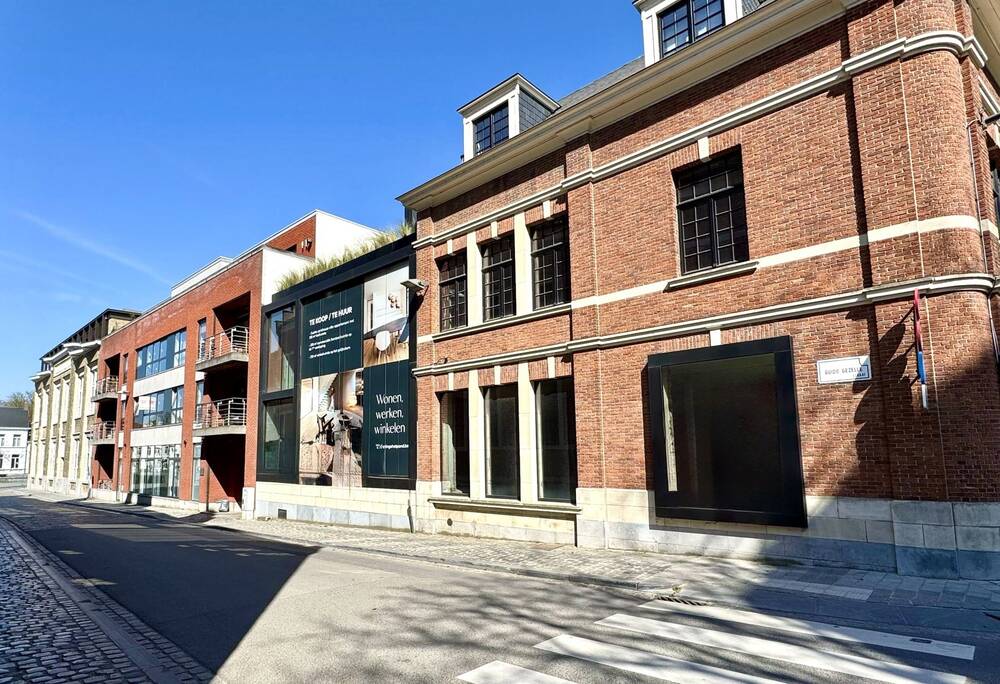 Handelszaak te koop in Kortrijk 8500 598000.00€ slaapkamers 264.00m² - Zoekertje 403615