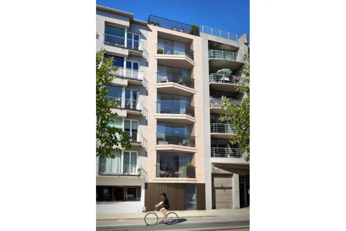 Appartement te  koop in Oostduinkerke 8670 830000.00€ 3 slaapkamers 125.00m² - Zoekertje 404609